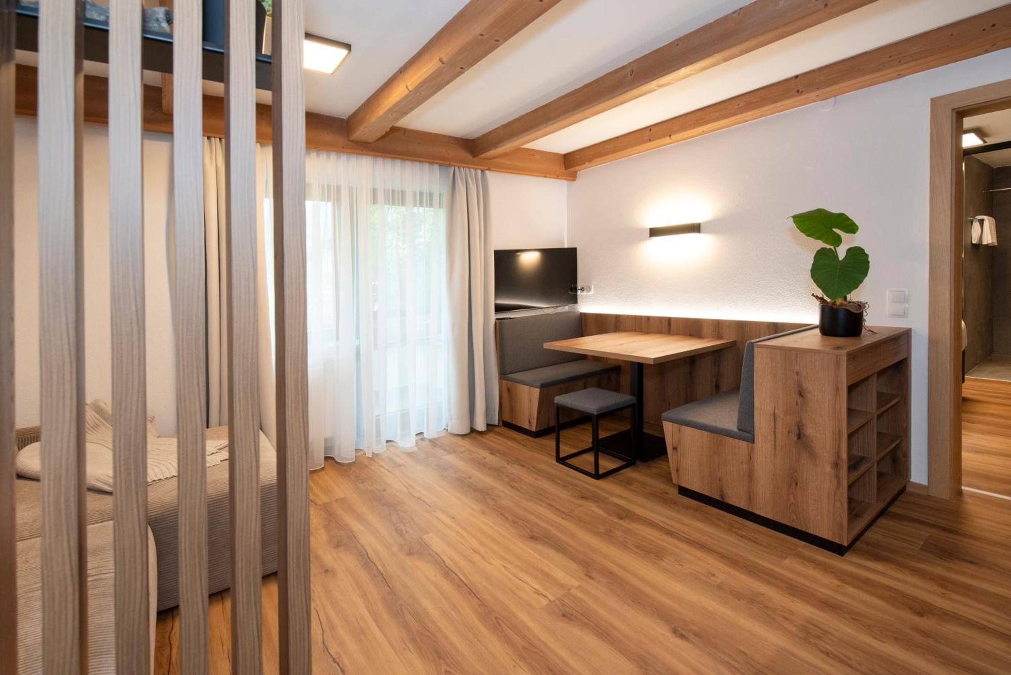 Natural Deluxe Apartments אלפבאך מראה חיצוני תמונה