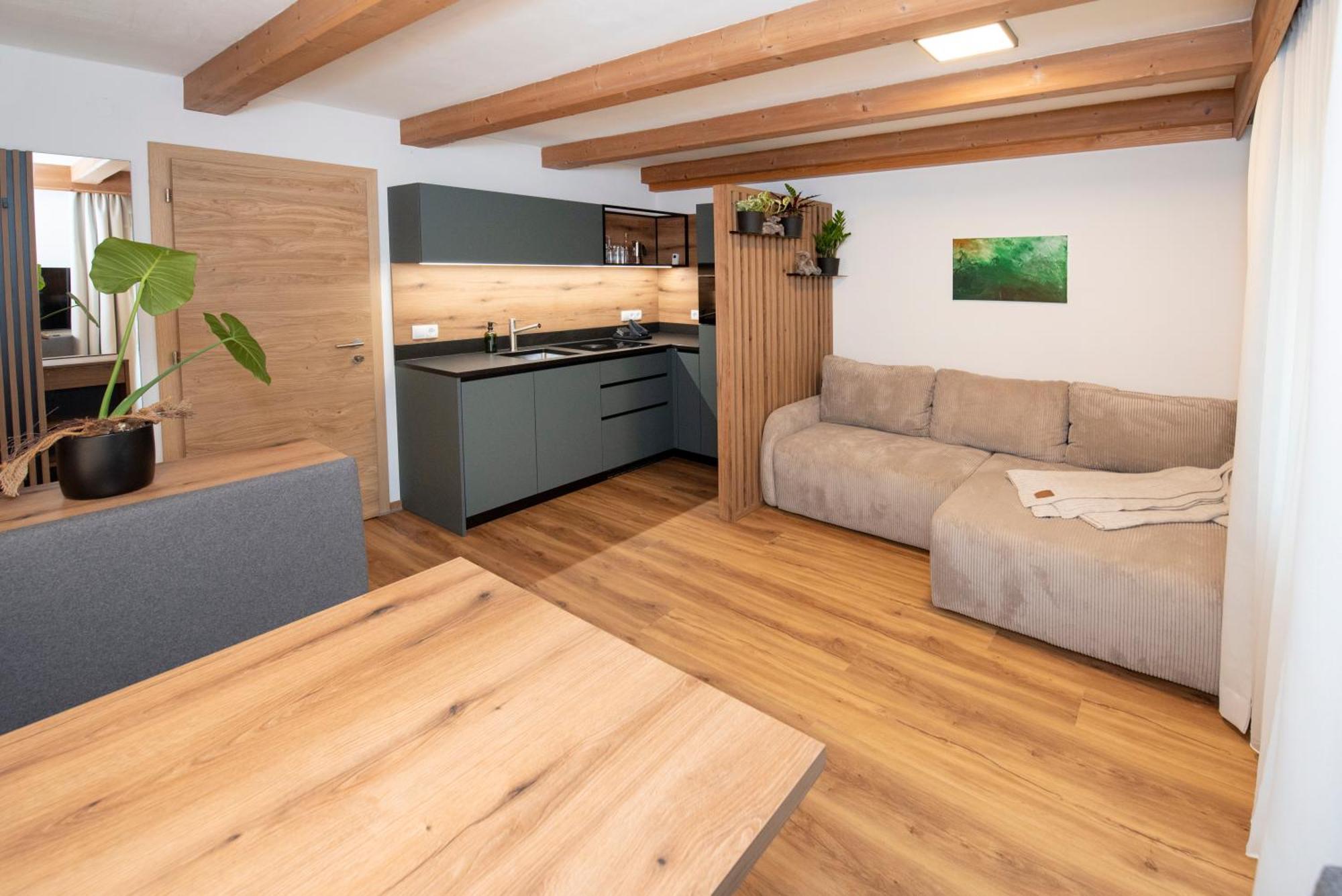Natural Deluxe Apartments אלפבאך מראה חיצוני תמונה